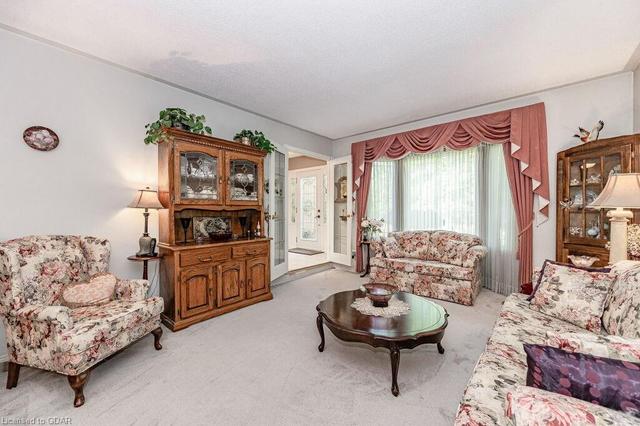 137 Downey Road, House detached with 3 bedrooms, 3 bathrooms and null parking in Guelph ON | Image 50