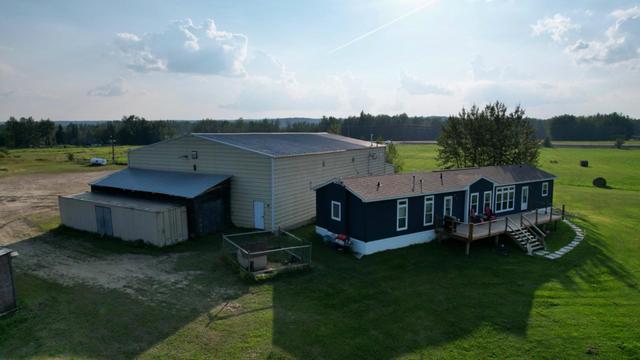 592061b Highway 658, House detached with 3 bedrooms, 2 bathrooms and 100 parking in Woodlands County AB | Image 31