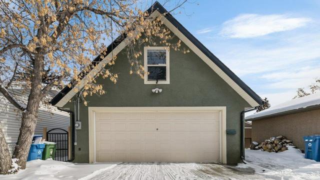 517 37 Street Sw, House detached with 5 bedrooms, 5 bathrooms and 2 parking in Calgary AB | Image 50