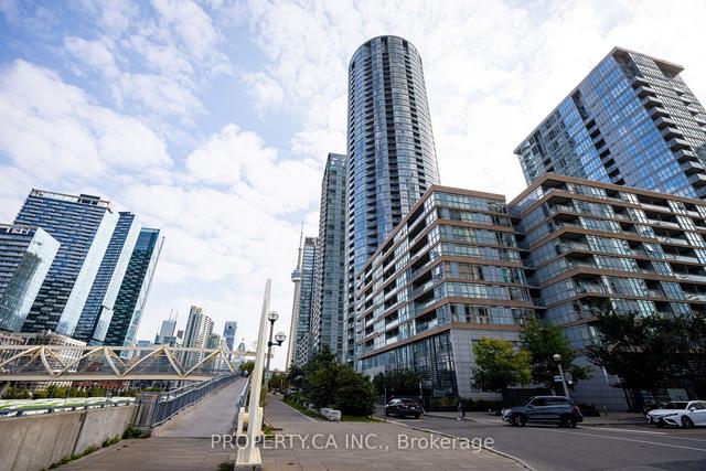 4710 - 21 Iceboat Terr, Condo with 1 bedrooms, 1 bathrooms and 0 parking in Toronto ON | Image 10