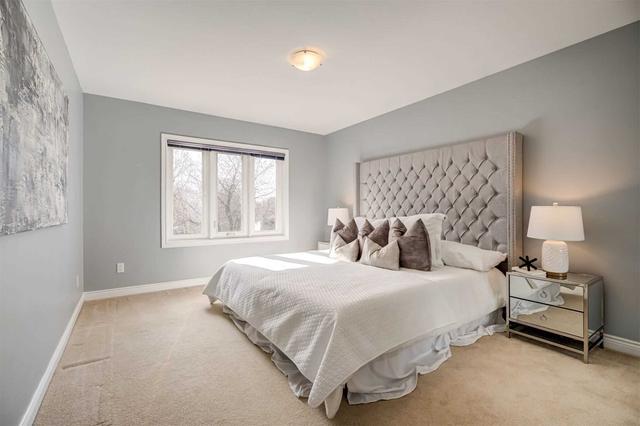 51 White Ave, House detached with 4 bedrooms, 5 bathrooms and 8 parking in Toronto ON | Image 19