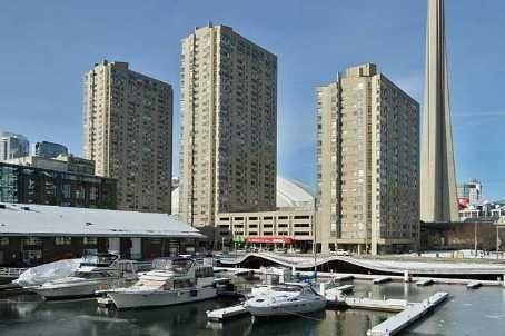 1608 - 250 Queens Quay W, Condo with 1 bedrooms, 1 bathrooms and 1 parking in Toronto ON | Image 1