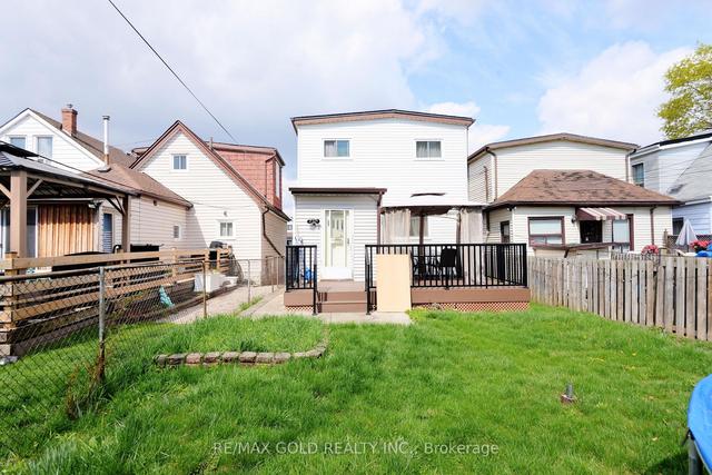 108 Houghton Ave N, House detached with 4 bedrooms, 2 bathrooms and 1 parking in Hamilton ON | Image 30