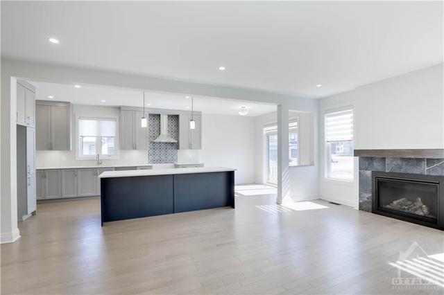 150 Orchestra Way, House detached with 4 bedrooms, 4 bathrooms and 4 parking in Ottawa ON | Image 4