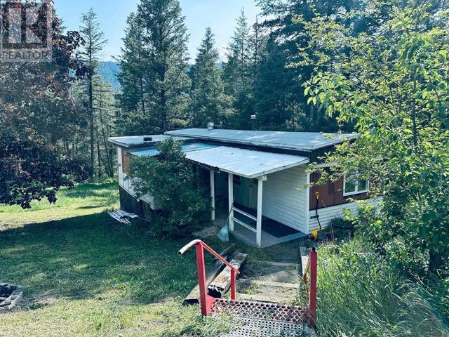 671 Jackson Road, House detached with 5 bedrooms, 3 bathrooms and null parking in Cariboo D BC | Image 23