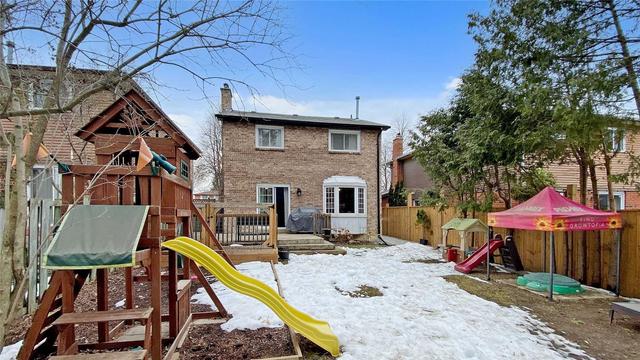 1114 Cedarcroft Cres, House detached with 3 bedrooms, 2 bathrooms and 5 parking in Pickering ON | Image 28