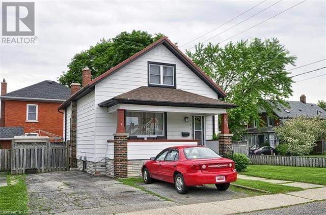 861 Vine Street, House detached with 3 bedrooms, 2 bathrooms and 3 parking in Cambridge ON | Image 3
