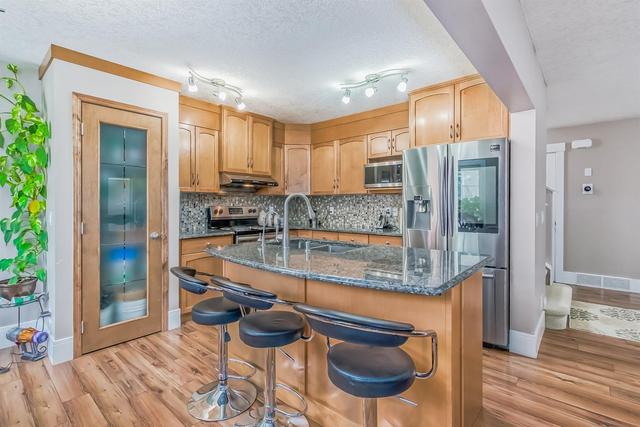 15 Saddlecrest Gardens Ne, House detached with 3 bedrooms, 1 bathrooms and 2 parking in Calgary AB | Image 9