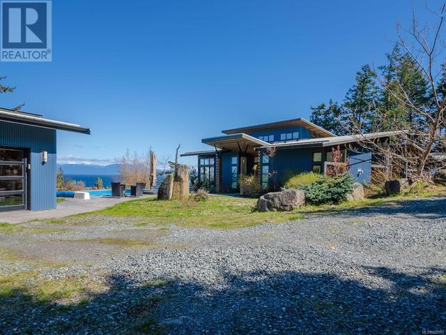 2430 Jolly Brothers Rd, House detached with 2 bedrooms, 3 bathrooms and 10 parking in Nanaimo B BC | Image 69