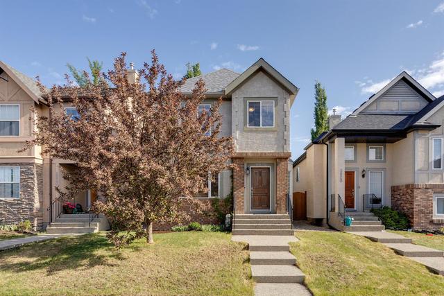 8924 Wentworth Avenue Sw, House detached with 4 bedrooms, 2 bathrooms and 2 parking in Calgary AB | Image 3