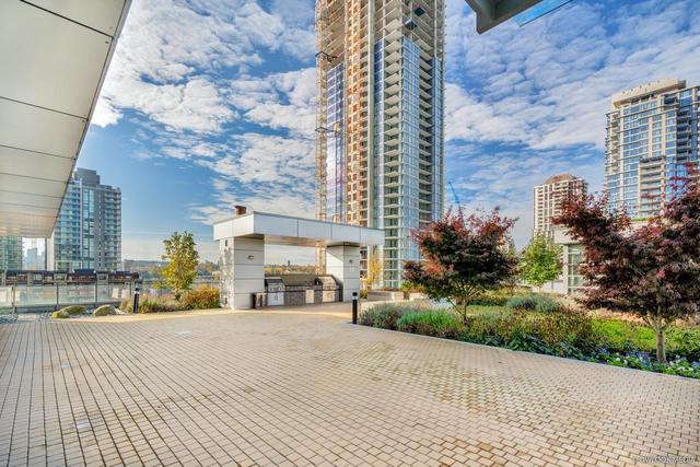 4201 - 4485 Skyline Drive, Condo with 3 bedrooms, 3 bathrooms and 3 parking in Burnaby BC | Image 2