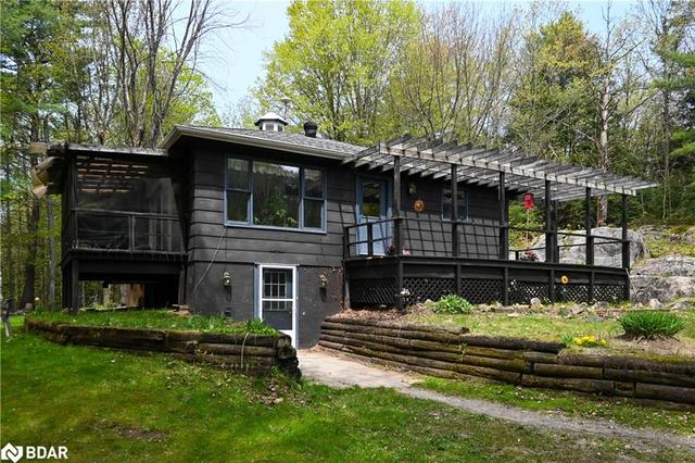 1024 Sparrow Lake Rd Route D, House detached with 3 bedrooms, 2 bathrooms and null parking in Gravenhurst ON | Image 24
