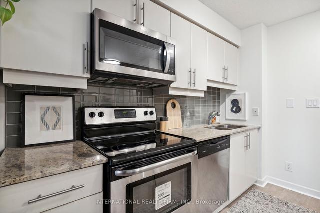 1105 - 33 Bay St, Condo with 1 bedrooms, 1 bathrooms and 0 parking in Toronto ON | Image 30