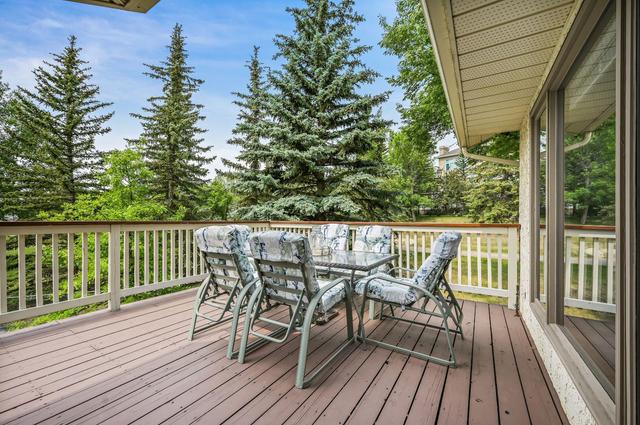 236 Evergreen Court Sw, House detached with 5 bedrooms, 3 bathrooms and 5 parking in Calgary AB | Image 47