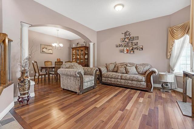 111 East Lakeview Court, House detached with 4 bedrooms, 2 bathrooms and 4 parking in Chestermere AB | Image 2