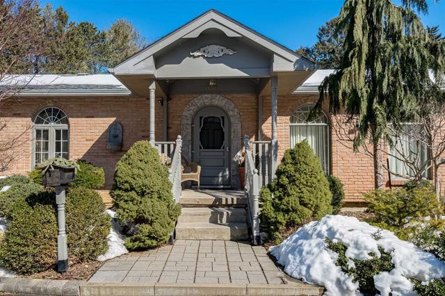 365 Eleanor Pl, House detached with 2 bedrooms, 2 bathrooms and 8 parking in Hamilton ON | Image 31