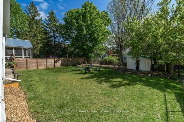 15 Paul St, House detached with 4 bedrooms, 2 bathrooms and 2 parking in Prince Edward County ON | Image 29