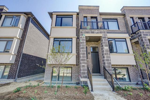 113 Crimson Forest Dr, House attached with 3 bedrooms, 3 bathrooms and 2 parking in Vaughan ON | Image 1