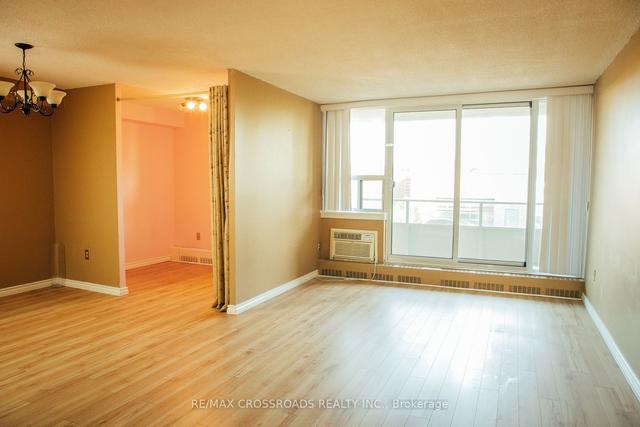 207 - 15 Torrance Rd, Condo with 1 bedrooms, 1 bathrooms and 1 parking in Toronto ON | Image 13