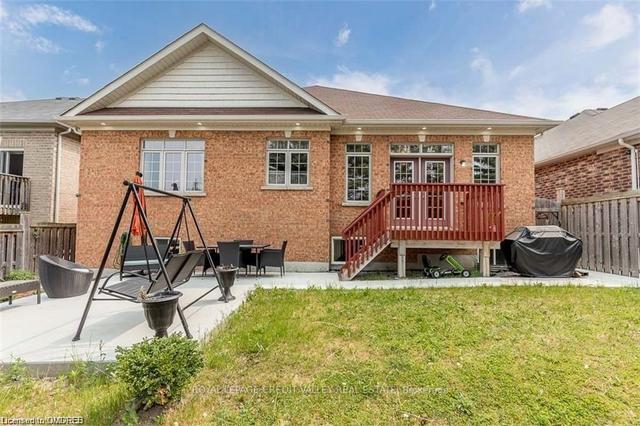 246 Kozlov St, House detached with 3 bedrooms, 3 bathrooms and 6 parking in Barrie ON | Image 29