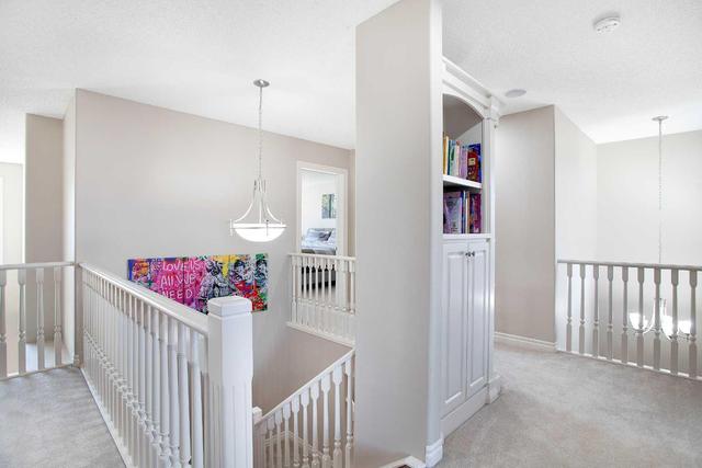 11 Bridlerange Circle Sw, House detached with 3 bedrooms, 2 bathrooms and 4 parking in Calgary AB | Image 16