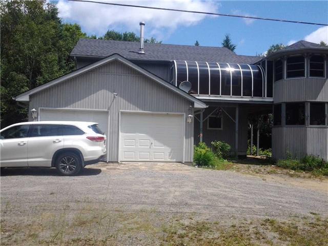 1033 Colony Tr, House detached with 3 bedrooms, 2 bathrooms and 10 parking in Bracebridge ON | Image 1