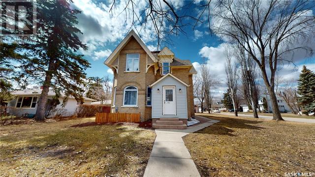 701 Windover Avenue, House detached with 4 bedrooms, 2 bathrooms and null parking in Moosomin SK | Image 2