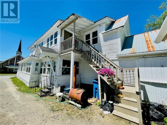354 Main Street, House detached with 4 bedrooms, 2 bathrooms and null parking in Hartland NB | Image 8