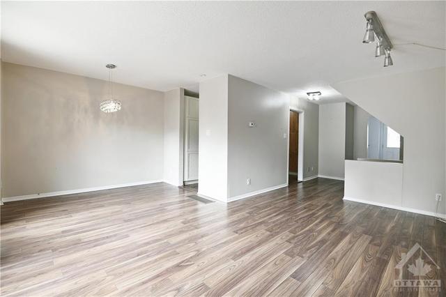 222 Romulus Private, Townhouse with 4 bedrooms, 3 bathrooms and 2 parking in Ottawa ON | Image 9