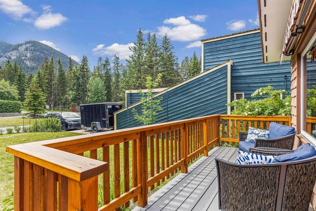 214 Marmot Place, House detached with 3 bedrooms, 1 bathrooms and 2 parking in Banff AB | Image 9