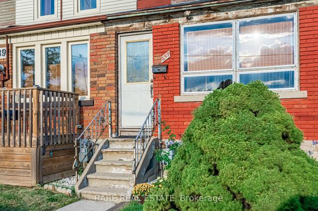 287 Sixth St, House attached with 3 bedrooms, 2 bathrooms and 1 parking in Toronto ON | Image 23