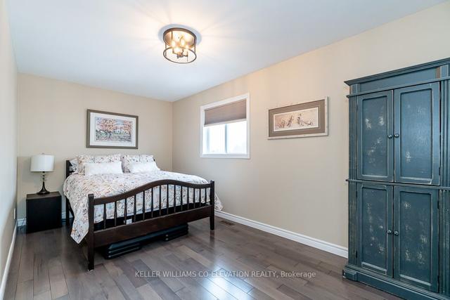 35 Mercer Cres, House detached with 2 bedrooms, 2 bathrooms and 8 parking in Penetanguishene ON | Image 5