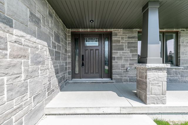 514 Lambton St W, House detached with 3 bedrooms, 3 bathrooms and 6 parking in West Grey ON | Image 23