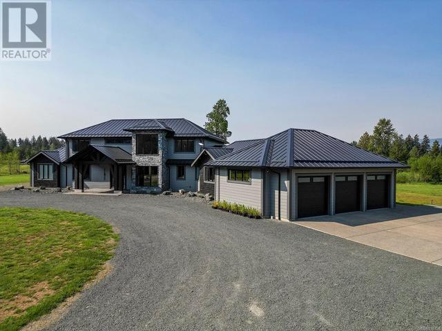2355 Coleman Rd, House detached with 5 bedrooms, 4 bathrooms and 12 parking in Comox Valley B (Lazo North) BC | Image 6