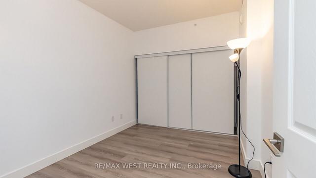 714 - 1 Wellington St, Condo with 2 bedrooms, 2 bathrooms and 1 parking in Brantford ON | Image 2