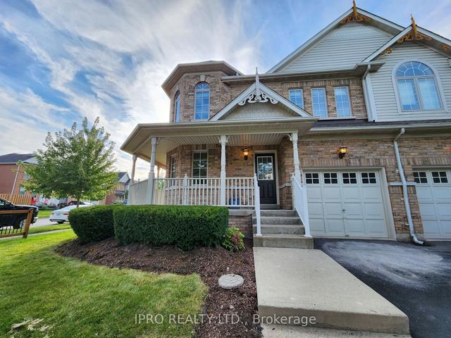 99 Cole Cres, House semidetached with 3 bedrooms, 3 bathrooms and 2 parking in Niagara on the Lake ON | Image 1