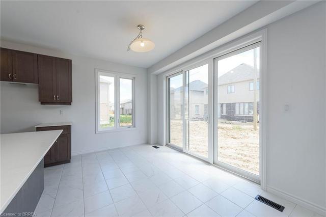 173 Longboat Run W, House detached with 4 bedrooms, 3 bathrooms and null parking in Brantford ON | Image 9