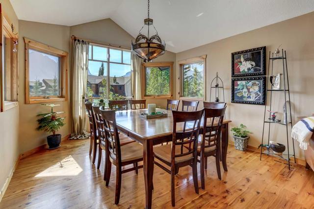 219 Eagle Point, House detached with 5 bedrooms, 4 bathrooms and 4 parking in Canmore AB | Image 11