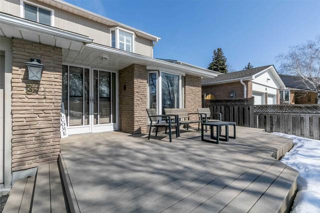 31 Patrician Crt, House detached with 3 bedrooms, 3 bathrooms and 6 parking in Bradford West Gwillimbury ON | Image 12