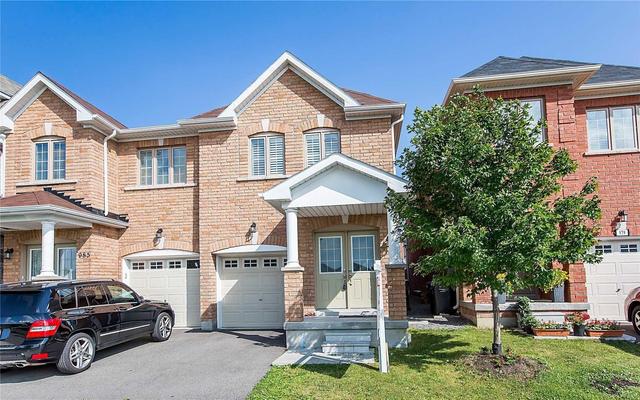 983 Francine Cres, House semidetached with 4 bedrooms, 3 bathrooms and 1 parking in Mississauga ON | Image 2