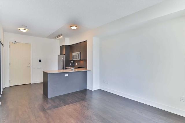 809 - 30 Roehampton Ave, Condo with 1 bedrooms, 1 bathrooms and 1 parking in Toronto ON | Image 21