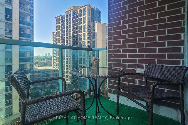 904 - 7 Michael Power Pl Pl, Condo with 1 bedrooms, 1 bathrooms and 1 parking in Toronto ON | Image 7