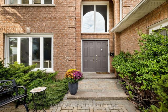 42 Miranda Crt, House detached with 4 bedrooms, 5 bathrooms and 4 parking in Vaughan ON | Image 12