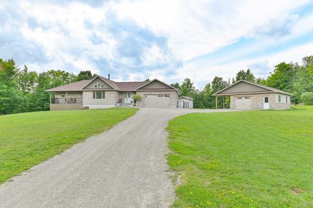 985 Harts Rd, House detached with 1 bedrooms, 3 bathrooms and 13 parking in Madoc ON | Image 12