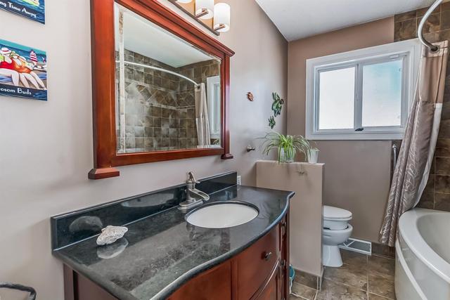 4652 Namaka Crescent Nw, House detached with 3 bedrooms, 2 bathrooms and 4 parking in Calgary AB | Image 13