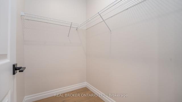 7 Robinson Ave, House detached with 3 bedrooms, 2 bathrooms and 4 parking in Brantford ON | Image 10