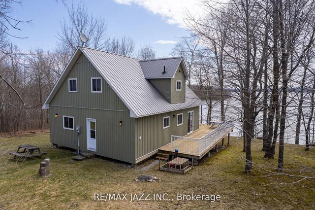 122 Cow Island, House detached with 3 bedrooms, 2 bathrooms and 1 parking in Otonabee South Monaghan ON | Image 34
