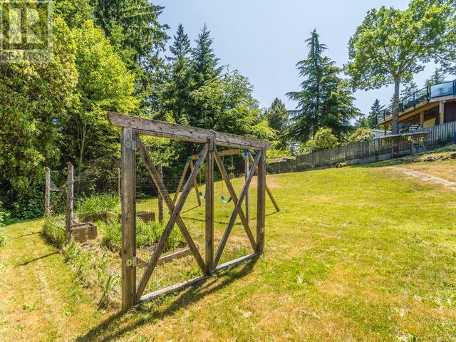 1652 Centennary Dr, House detached with 2 bedrooms, 2 bathrooms and 4 parking in Nanaimo BC | Image 44