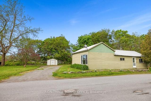 23 Wellington Ave, House detached with 1 bedrooms, 1 bathrooms and 4 parking in Prince Edward County ON | Image 30