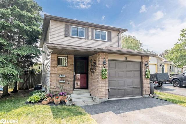 19 Sinclair Court, House detached with 3 bedrooms, 1 bathrooms and 3 parking in Barrie ON | Image 12